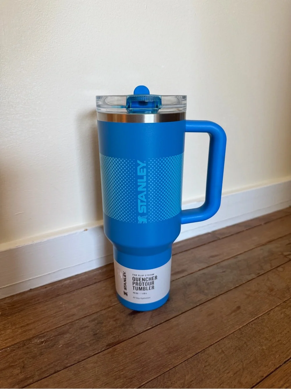 Stanley Quencher ProFlow Tumbler 40 oz Azure Fade